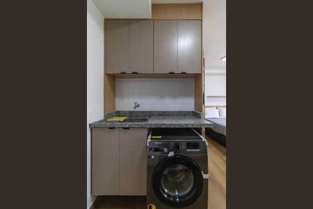 Studio à venda com 33m², 1 quarto e sem vaga Studio à venda com 33m², 1 quarto e sem vagaÁrea de Serviço