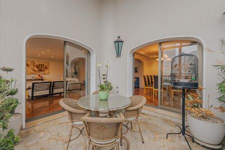 Apartamento à venda com 402m², 4 quartos e 4 vagasVaranda Coberta