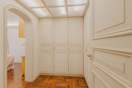 Apartamento à venda com 402m², 4 quartos e 4 vagasSuíte 3