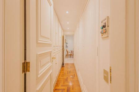 Apartamento à venda com 402m², 4 quartos e 4 vagasCorredor