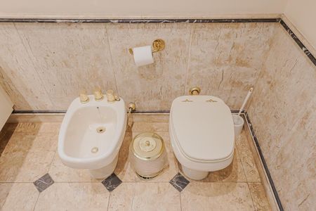 Apartamento à venda com 402m², 4 quartos e 4 vagasBanheiro da Suíte 3