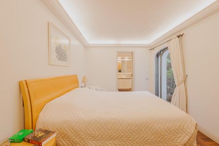 Apartamento à venda com 402m², 4 quartos e 4 vagasSuíte 3