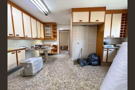 Apartamento à venda com 211m², 3 quartos e 4 vagas