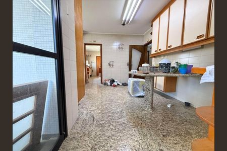 Apartamento à venda com 211m², 3 quartos e 4 vagas