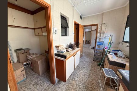 Apartamento à venda com 211m², 3 quartos e 4 vagas