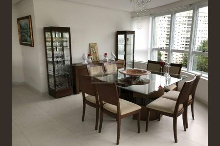 Apartamento à venda com 362m², 4 quartos e 4 vagas