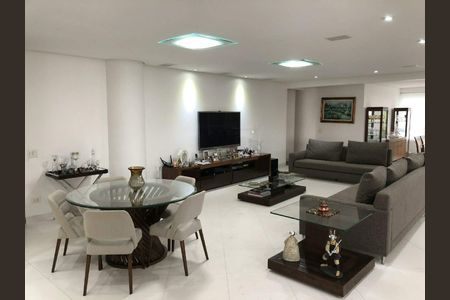 Apartamento à venda com 362m², 4 quartos e 4 vagas