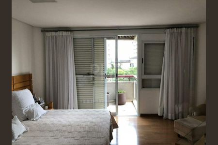 Apartamento à venda com 362m², 4 quartos e 4 vagas