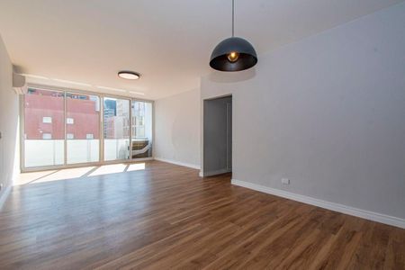 Apartamento à venda com 3 quartos, 152m² em Cerqueira César, São Paulo