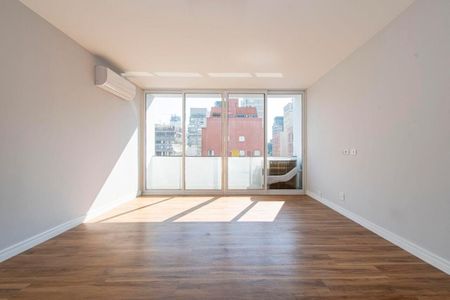 Apartamento à venda com 3 quartos, 152m² em Cerqueira César, São Paulo