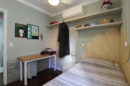 Apartamento à venda com 105m², 3 quartos e 2 vagasQuarto 1