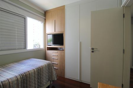 Apartamento à venda com 105m², 3 quartos e 2 vagasQuarto 1