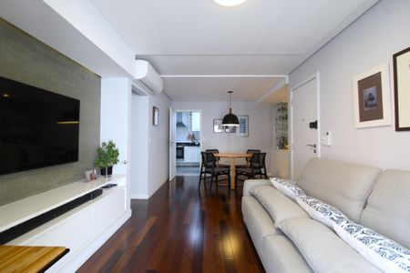 Sala de apartamento à venda com 3 quartos, 105m² em Indianópolis, São Paulo
