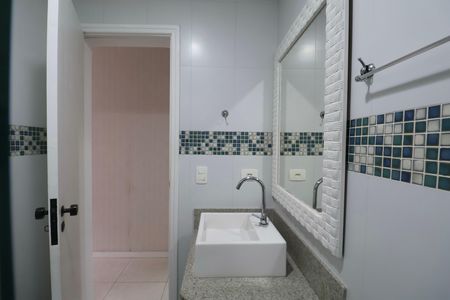 Apartamento para alugar com 110m², 3 quartos e 1 vaga Apartamento para alugar com 110m², 3 quartos e 1 vagaBanheiro da Suíte