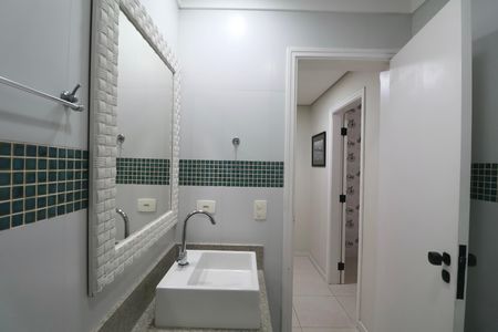 Apartamento para alugar com 110m², 3 quartos e 1 vaga Apartamento para alugar com 110m², 3 quartos e 1 vagaBanheiro Social