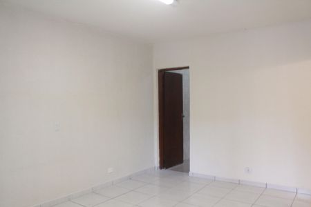 Casa à venda com 100m², 2 quartos e 2 vagasSuíte 1