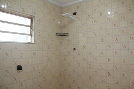 Casa à venda com 100m², 2 quartos e 2 vagasBanheiro da Suíte 2