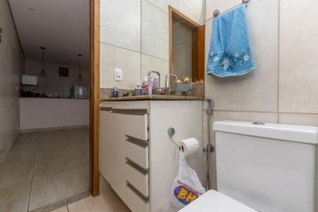 Casa à venda com 350m², 6 quartos e 2 vagas Casa à venda com 350m², 6 quartos e 2 vagasBanheiro Social - Casa 2