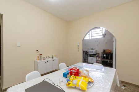 Casa à venda com 350m², 6 quartos e 2 vagas Casa à venda com 350m², 6 quartos e 2 vagasSala de Jantar - Casa 1