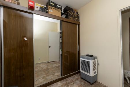 Casa à venda com 350m², 6 quartos e 2 vagas Casa à venda com 350m², 6 quartos e 2 vagasQuarto 4 - Casa 1