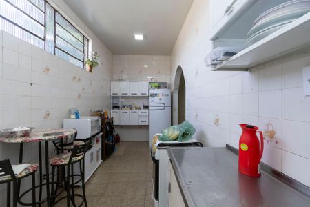 Casa à venda com 350m², 6 quartos e 2 vagas Casa à venda com 350m², 6 quartos e 2 vagasCozinha - Casa 1