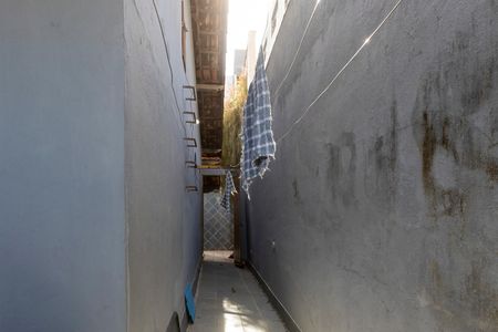 Casa à venda com 350m², 6 quartos e 2 vagas Casa à venda com 350m², 6 quartos e 2 vagasCorredor - Casa 1