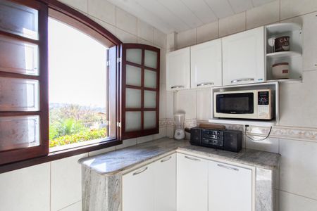 Casa para alugar com 463m², 3 quartos e 10 vagasCozinha 2