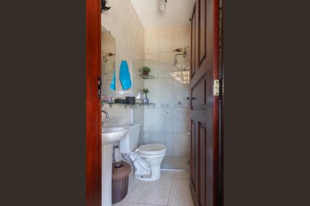 Casa para alugar com 463m², 3 quartos e 10 vagasBanheiro de Serviço