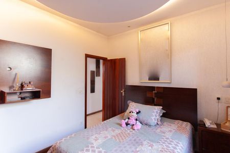 Casa para alugar com 463m², 3 quartos e 10 vagasQuarto 2