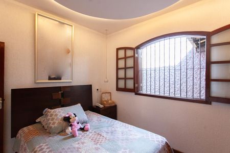 Casa para alugar com 463m², 3 quartos e 10 vagasQuarto 2