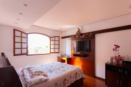 Casa para alugar com 463m², 3 quartos e 10 vagasSuíte