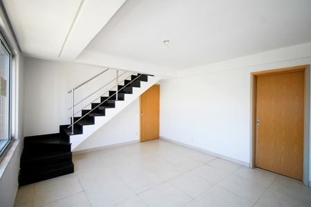 Sala de apartamento para alugar com 2 quartos, 168m² em Buritis, Belo Horizonte