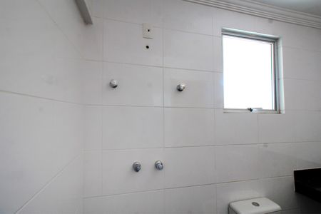 Apartamento à venda com 168m², 2 quartos e 3 vagasBanheiro Social 2