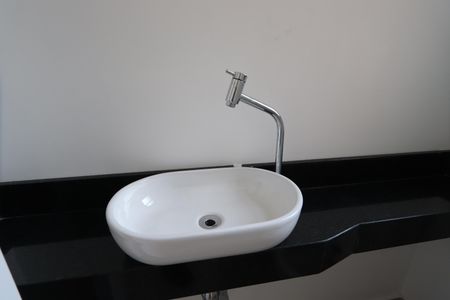 Lavabo de casa de condomínio à venda com 3 quartos, 170m² em Vila Mariana, São Paulo