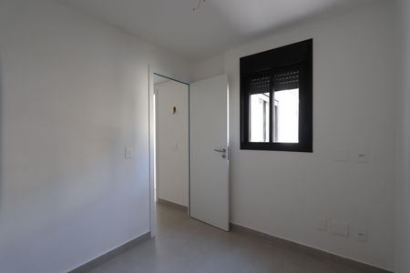 Casa de condomínio à venda com 170m², 3 quartos e 2 vagasQuarto 2
