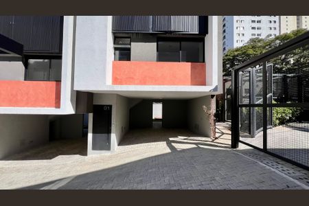 Casa à venda com 276m², 3 quartos e 2 vagasFachada