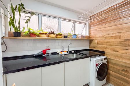 Apartamento para alugar com 110m², 3 quartos e 1 vagaÁrea de Serviço