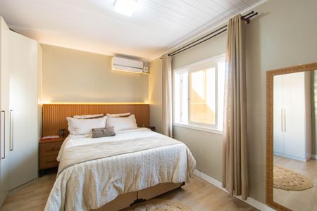 Casa à venda com 125m², 3 quartos e 3 vagas Casa à venda com 125m², 3 quartos e 3 vagasSuíte