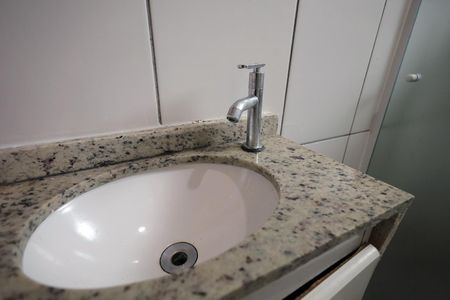 Casa à venda com 125m², 3 quartos e 1 vaga Casa à venda com 125m², 3 quartos e 1 vagaBanheiro