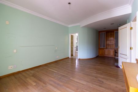 Apartamento à venda com 436m², 4 quartos e 4 vagas Apartamento à venda com 436m², 4 quartos e 4 vagasSuíte 3