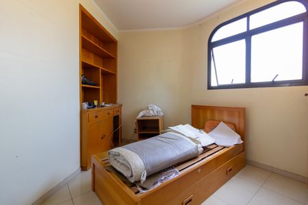 Apartamento à venda com 436m², 4 quartos e 4 vagas Apartamento à venda com 436m², 4 quartos e 4 vagasQuarto de Serviço 2