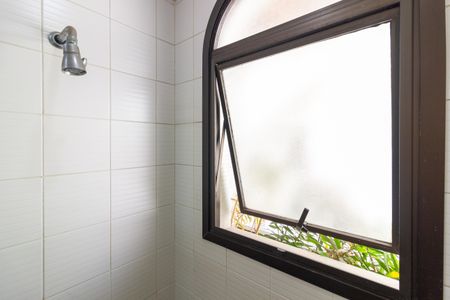 Apartamento à venda com 436m², 4 quartos e 4 vagas Apartamento à venda com 436m², 4 quartos e 4 vagasBanheiro da Suíte 1