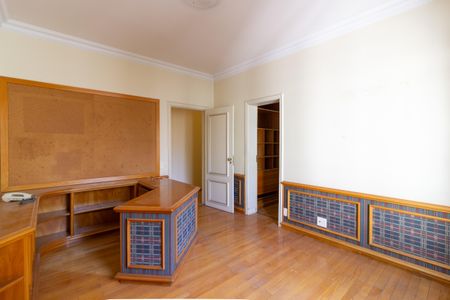 Apartamento à venda com 436m², 4 quartos e 4 vagas Apartamento à venda com 436m², 4 quartos e 4 vagasSuíte 2