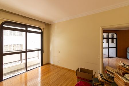 Apartamento à venda com 436m², 4 quartos e 4 vagas Apartamento à venda com 436m², 4 quartos e 4 vagasSuíte 1