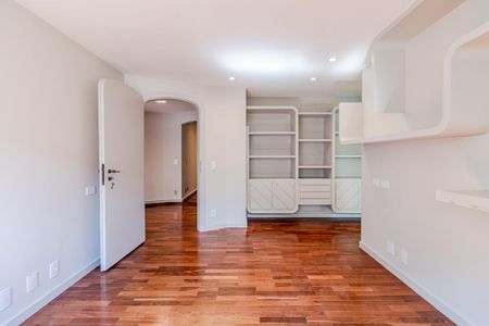 Apartamento à venda com 469m², 4 quartos e 4 vagasSuíte 3