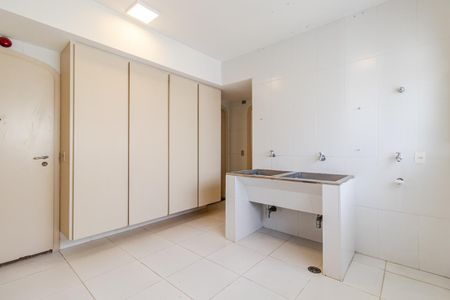 Apartamento à venda com 469m², 4 quartos e 4 vagasÁrea de Serviço