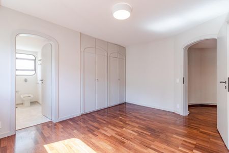 Apartamento à venda com 469m², 4 quartos e 4 vagasSuíte 2