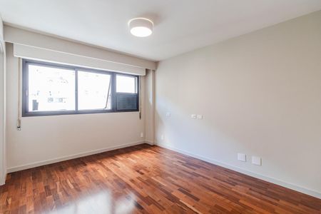Apartamento à venda com 469m², 4 quartos e 4 vagasSuíte 1