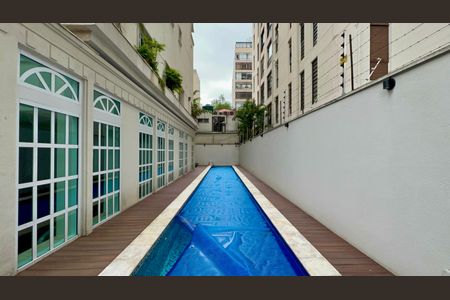 Apartamento à venda com 113m², 2 quartos e 2 vagas Apartamento à venda com 113m², 2 quartos e 2 vagasPiscina
