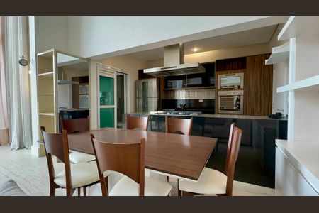 Apartamento à venda com 113m², 2 quartos e 2 vagas Apartamento à venda com 113m², 2 quartos e 2 vagasSala de Jantar